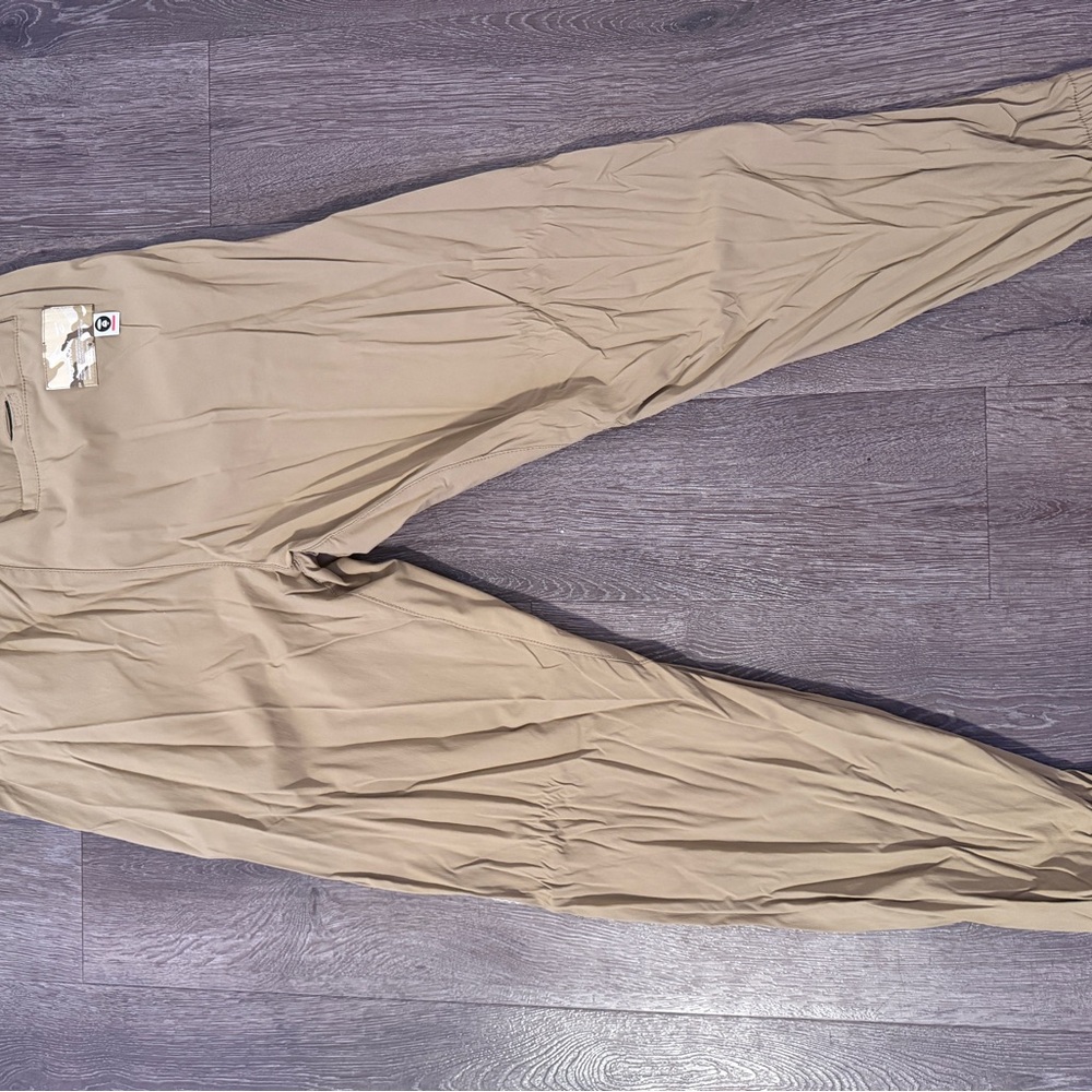 AAPE BY A BATHING APE LOUNGE TROUSERS
AUTHENTIC
NO FLAWS
PERFECT CONDITION